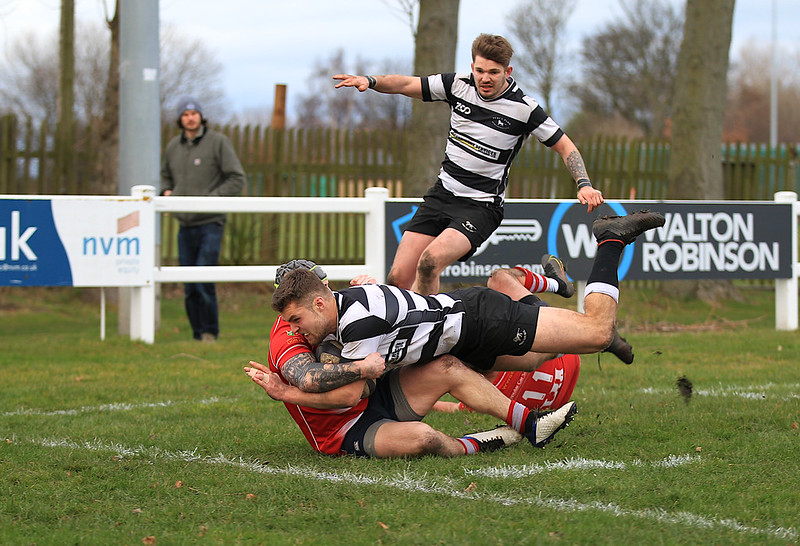 Seb Reece team try