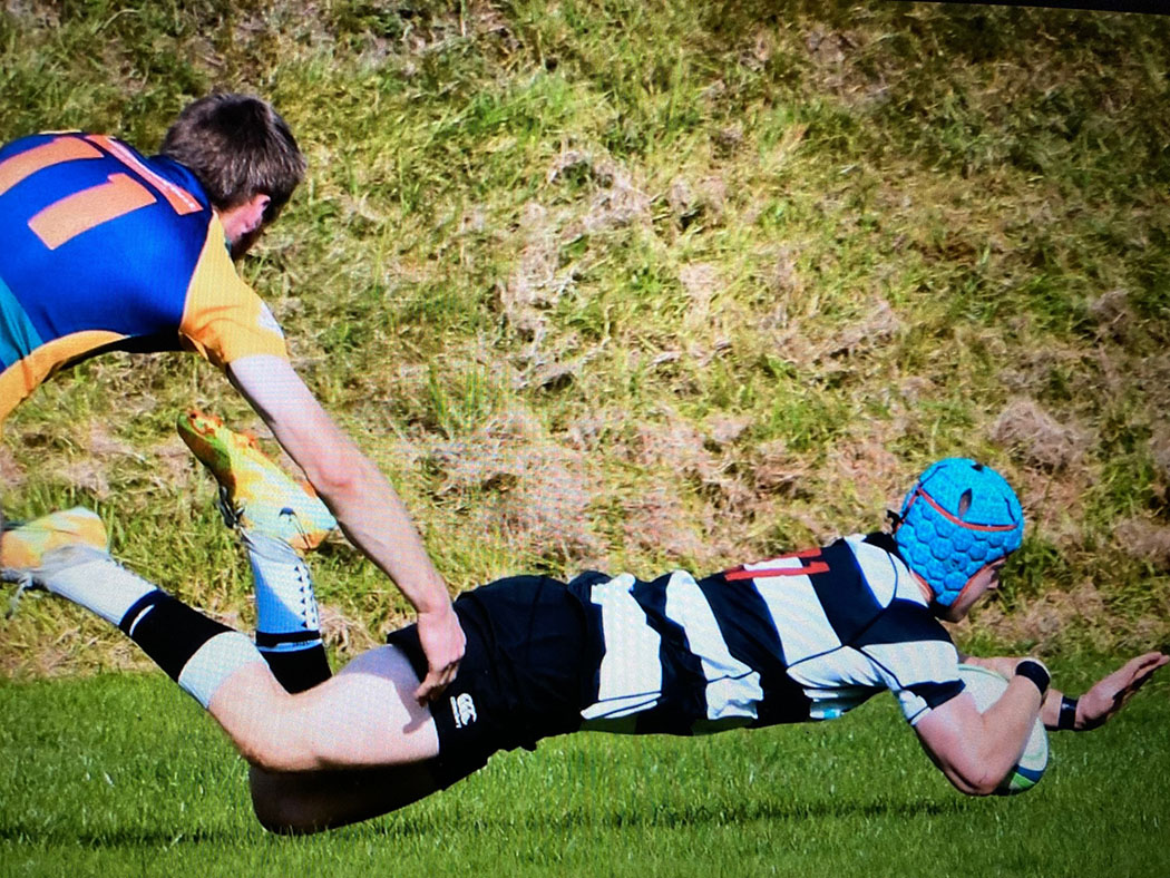 Ross Young try