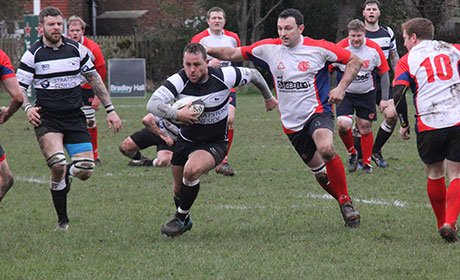 No 9 Davy Kay in action
